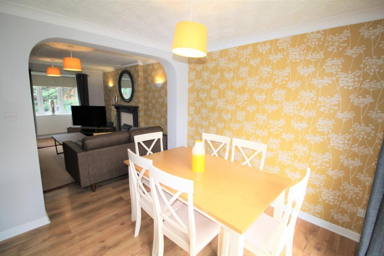 Doncaster - Warmsworth - Great Customer Feedback - 3 Bed Detached House - Private Garden & Parking Plus Garage - Quiet Cul De Sac Location - Dog Friendly - Fast Wifi - Close To Motorway Access Eksteriør bilde