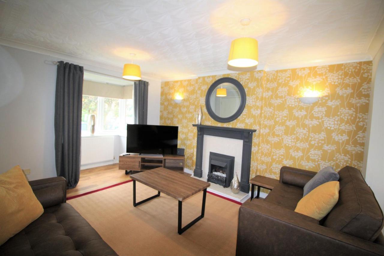 Doncaster - Warmsworth - Great Customer Feedback - 3 Bed Detached House - Private Garden & Parking Plus Garage - Quiet Cul De Sac Location - Dog Friendly - Fast Wifi - Close To Motorway Access Eksteriør bilde