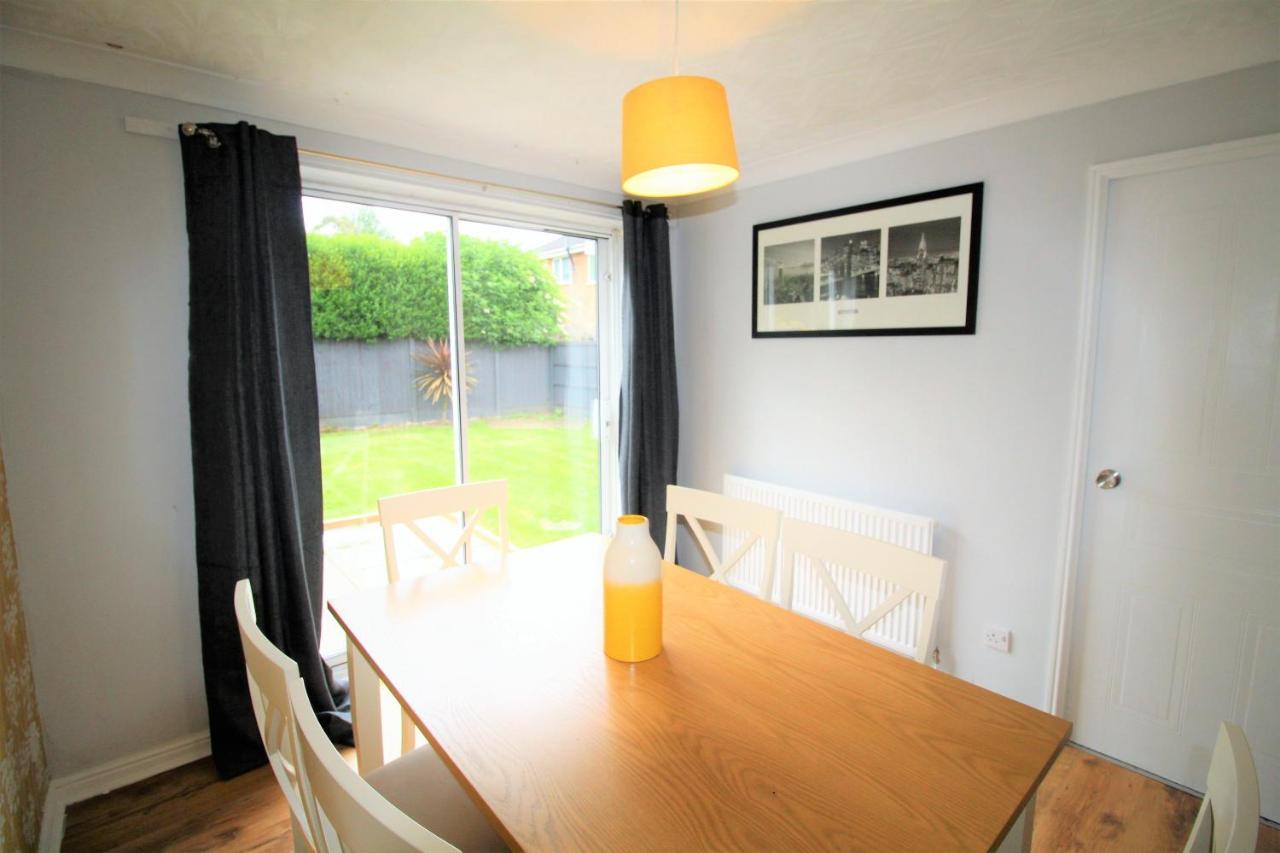 Doncaster - Warmsworth - Great Customer Feedback - 3 Bed Detached House - Private Garden & Parking Plus Garage - Quiet Cul De Sac Location - Dog Friendly - Fast Wifi - Close To Motorway Access Eksteriør bilde