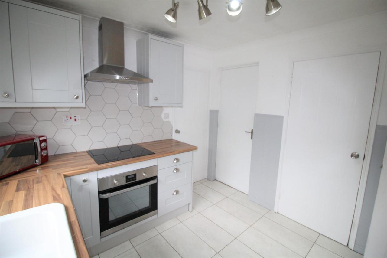 Doncaster - Warmsworth - Great Customer Feedback - 3 Bed Detached House - Private Garden & Parking Plus Garage - Quiet Cul De Sac Location - Dog Friendly - Fast Wifi - Close To Motorway Access Eksteriør bilde