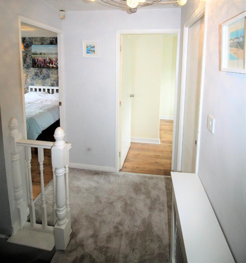 Doncaster - Warmsworth - Great Customer Feedback - 3 Bed Detached House - Private Garden & Parking Plus Garage - Quiet Cul De Sac Location - Dog Friendly - Fast Wifi - Close To Motorway Access Eksteriør bilde